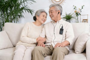 Great-Ears G55 Rechargeable Bluetooth Pocket Body Worn Hearing Aids with 16 Digital Channels, 4 Listening Modes, for Elderly Users
